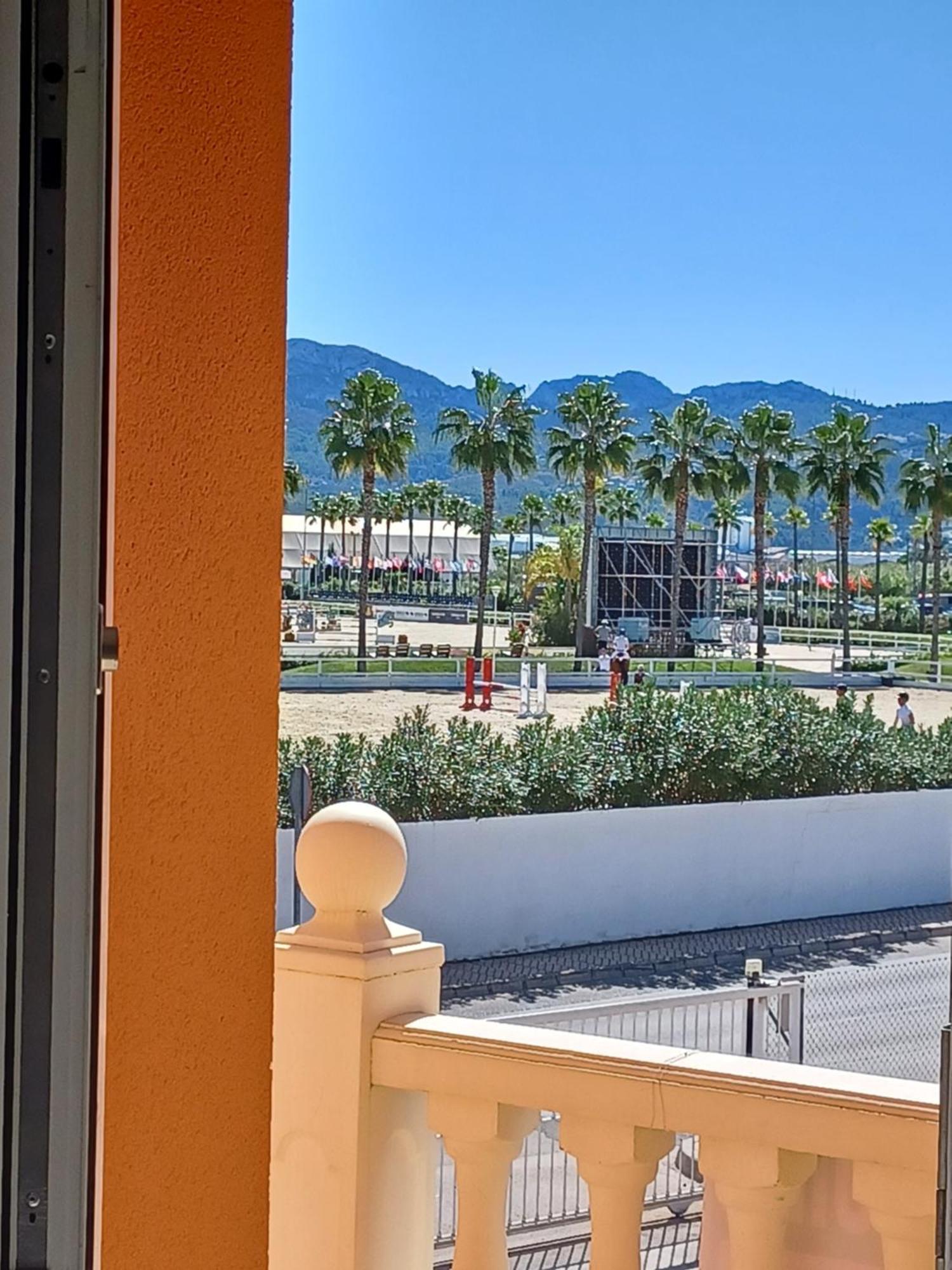 Oliva Nova Flat In Front Of Met Διαμέρισμα Εξωτερικό φωτογραφία